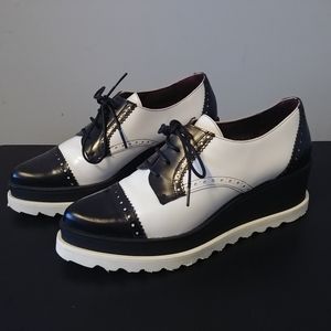 Platform patent leather Oxfords